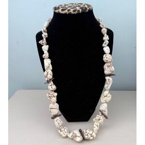 chunky white howlite nugget irregular stone dark disc spacer Necklace statement
